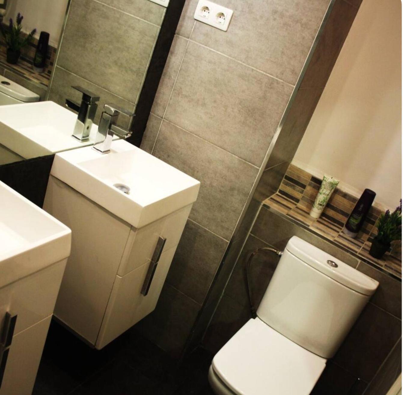 Suite En Apartamento Privado Terraza Centro Bilbao Kültér fotó